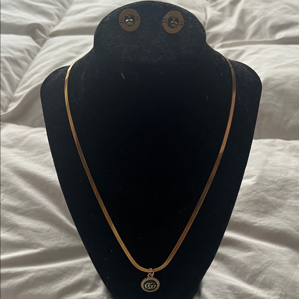 Gucci Gold Necklace with Iconic Pendant